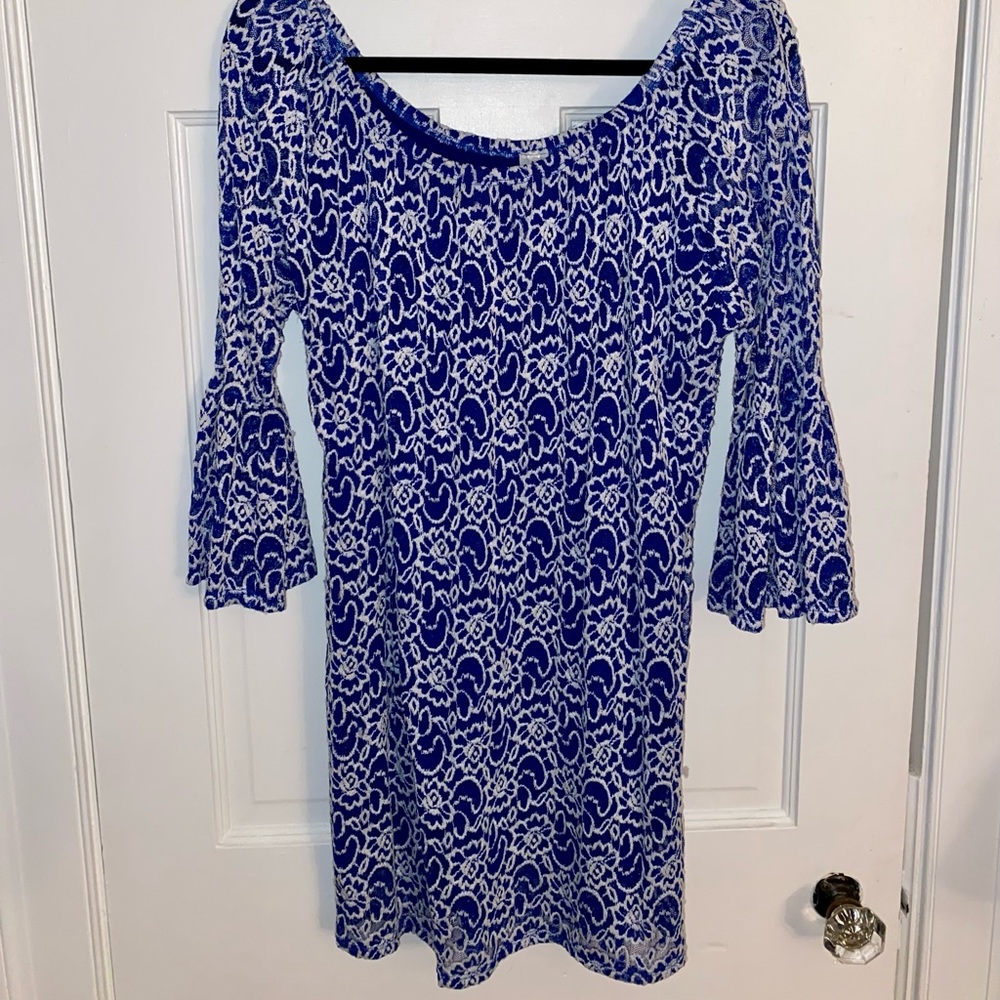 Bellamie Blue and White Knit Dress size Large